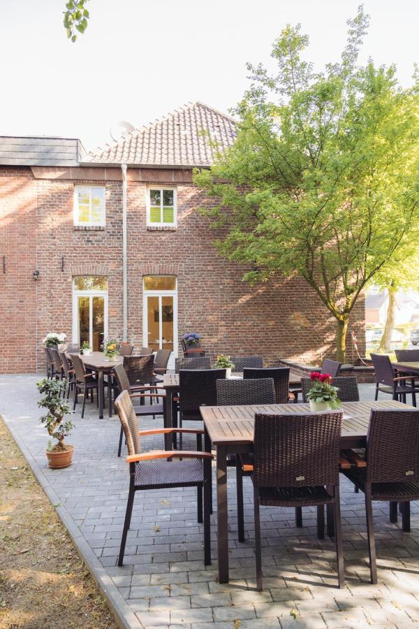 Altes Pfarrhaus Hotell Geldern Exteriör bild