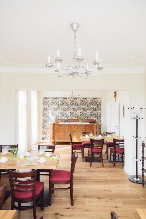 Altes Pfarrhaus Hotell Geldern Exteriör bild