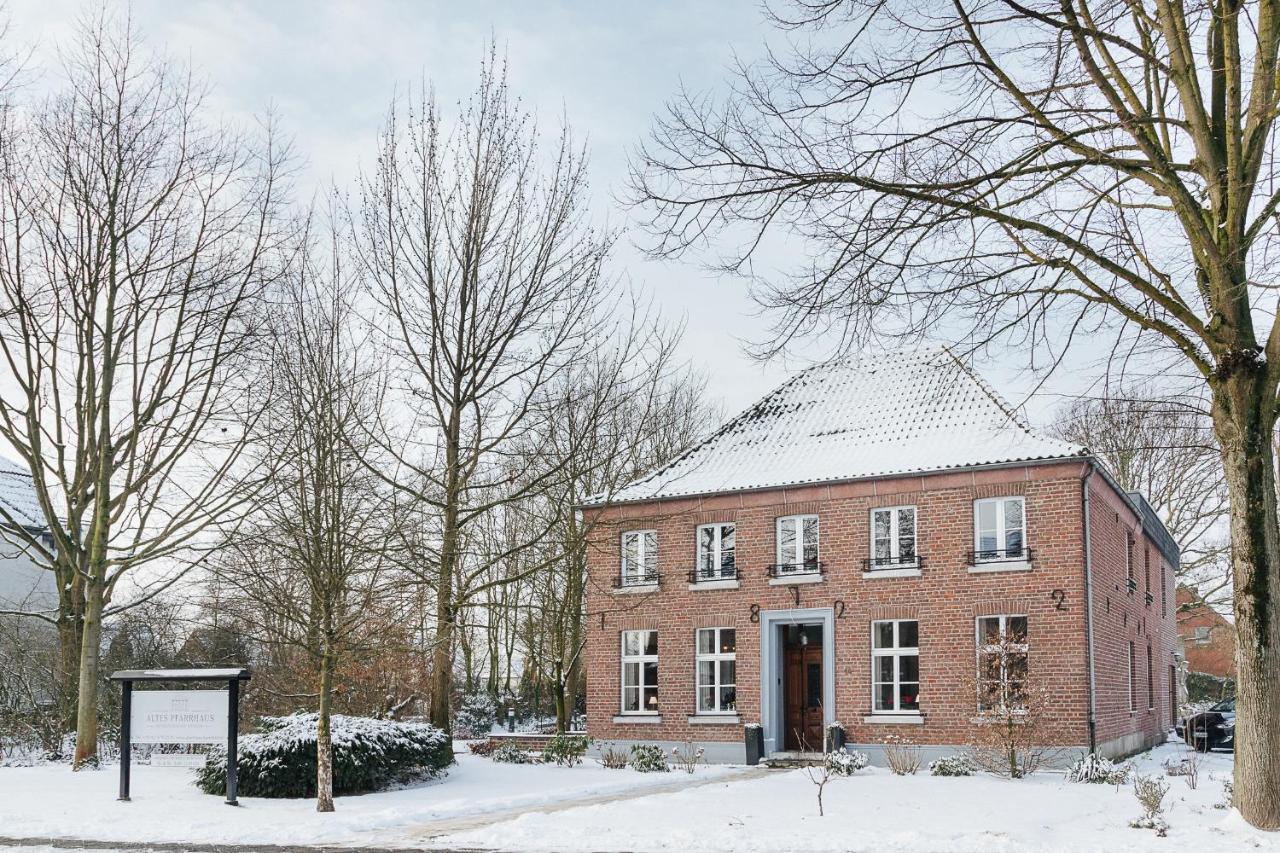 Altes Pfarrhaus Hotell Geldern Exteriör bild